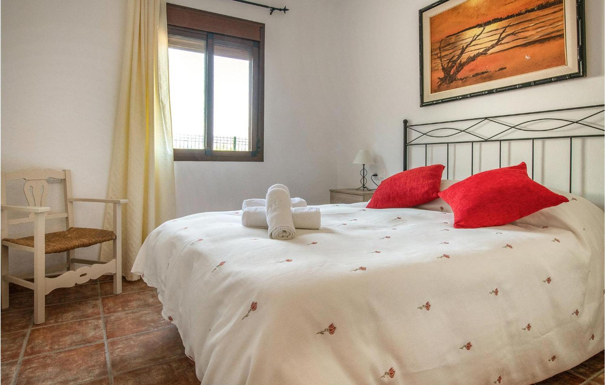 Gorgeous Home In Algodonales With Kitchen Extérieur photo